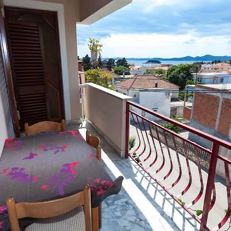Studio In Pakostane/biograd Riviera 8056 * Пакоштане