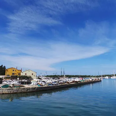 Studio In Pakostane/biograd Riviera 8056 Пакоштане
