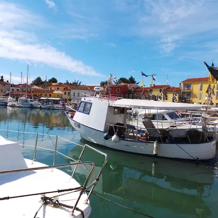 Studio In Pakostane/biograd Riviera 8056