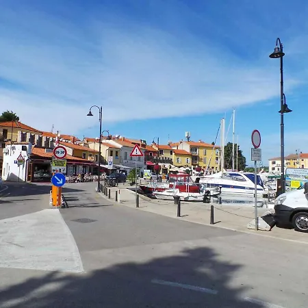Studio In Pakostane/biograd Riviera 8056