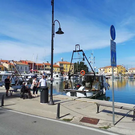 Апартаменты Studio In Pakostane/biograd Riviera 8056 Пакоштане